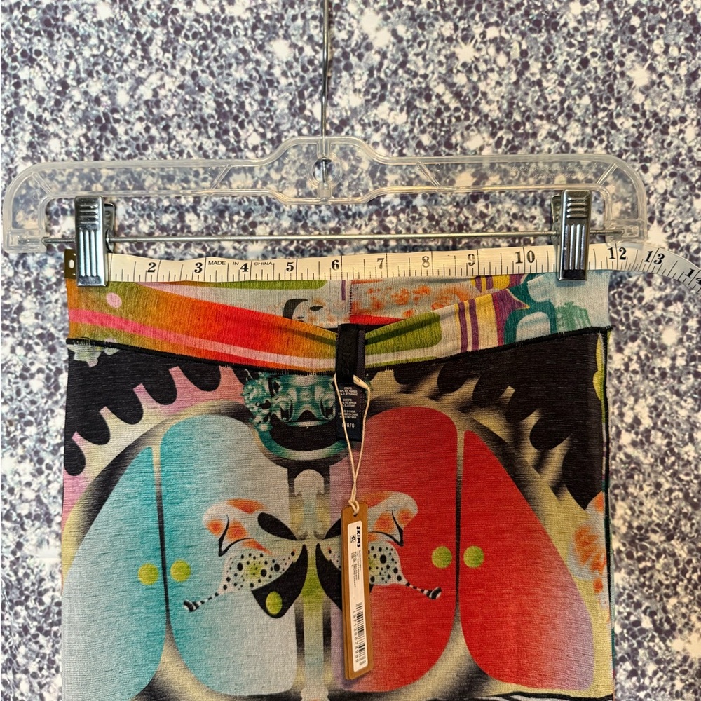 Skims Summer Mesh Orchid Cabinet Leggings - Picture 4 of 11